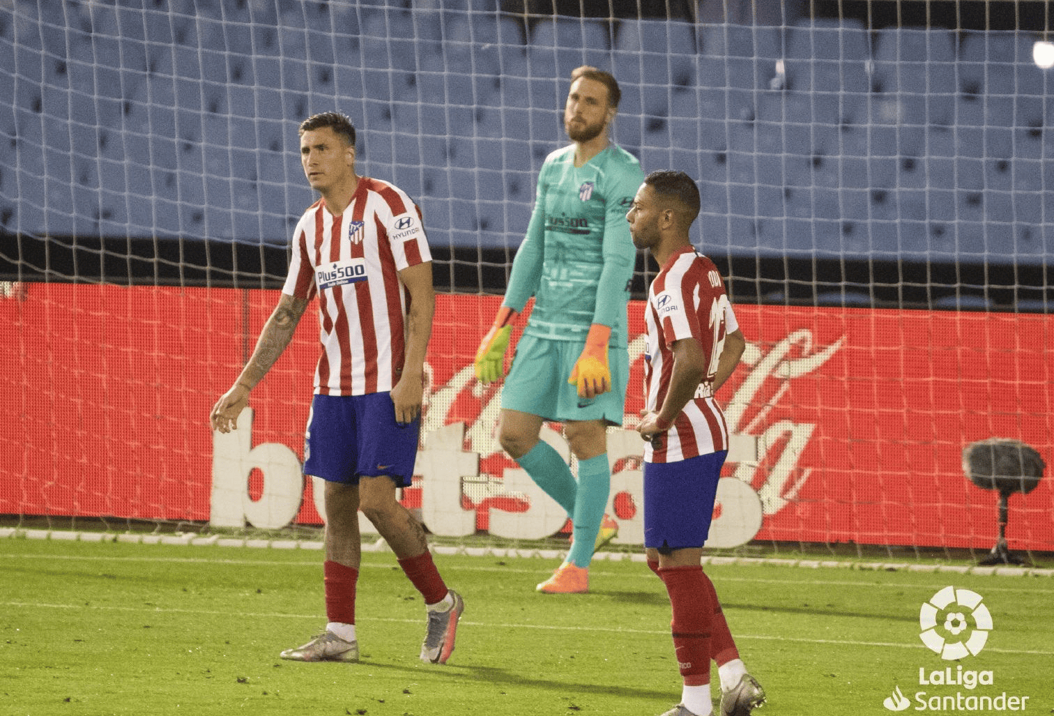 九游体育官方登录入口-包含比利亚雷亚尔客场遭遇惨败，降级阴影笼罩的词条