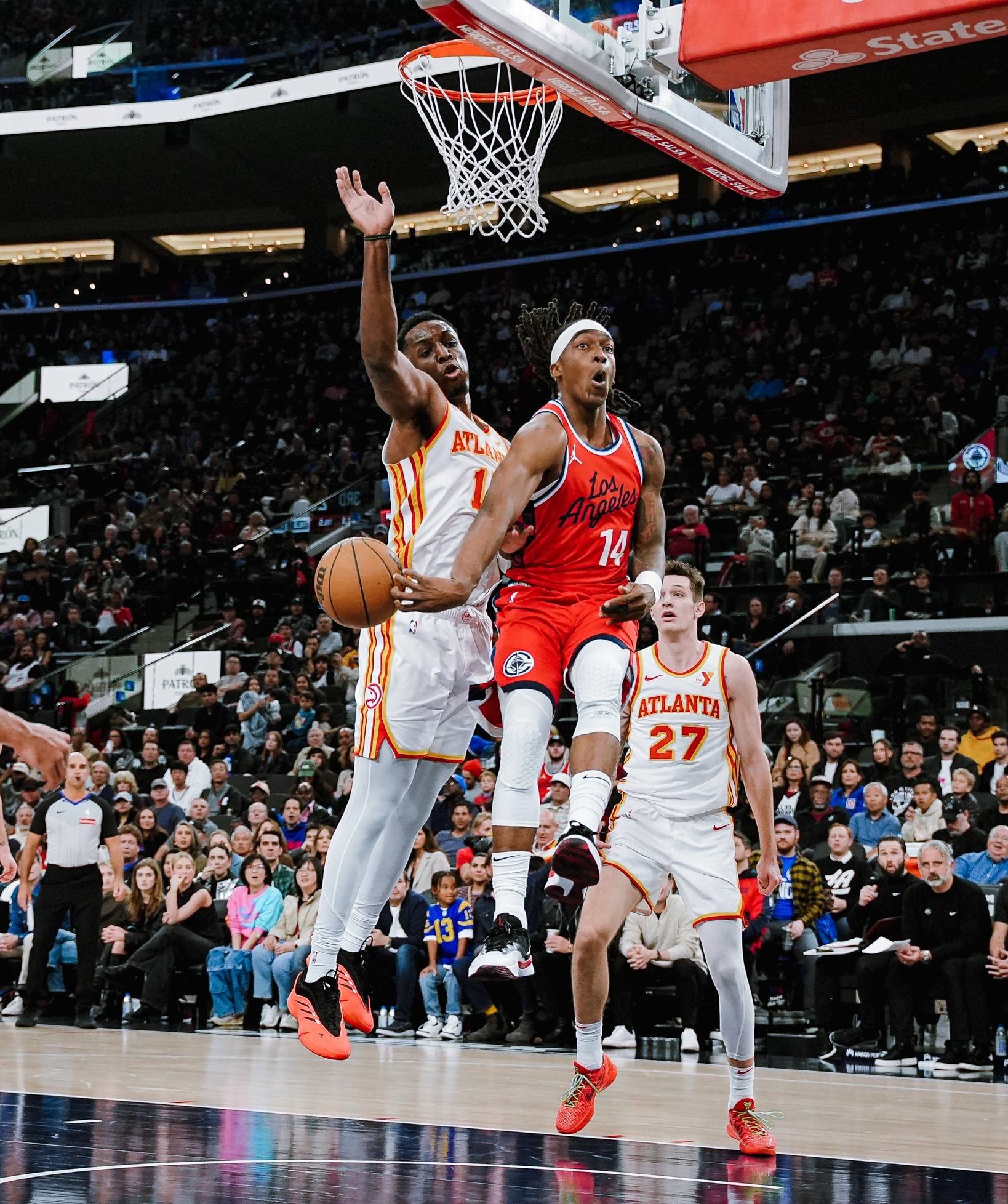 老鹰首次复仇活塞,篮网遭遇两连败 老鹰首次复仇活塞,篮网遭遇两连败