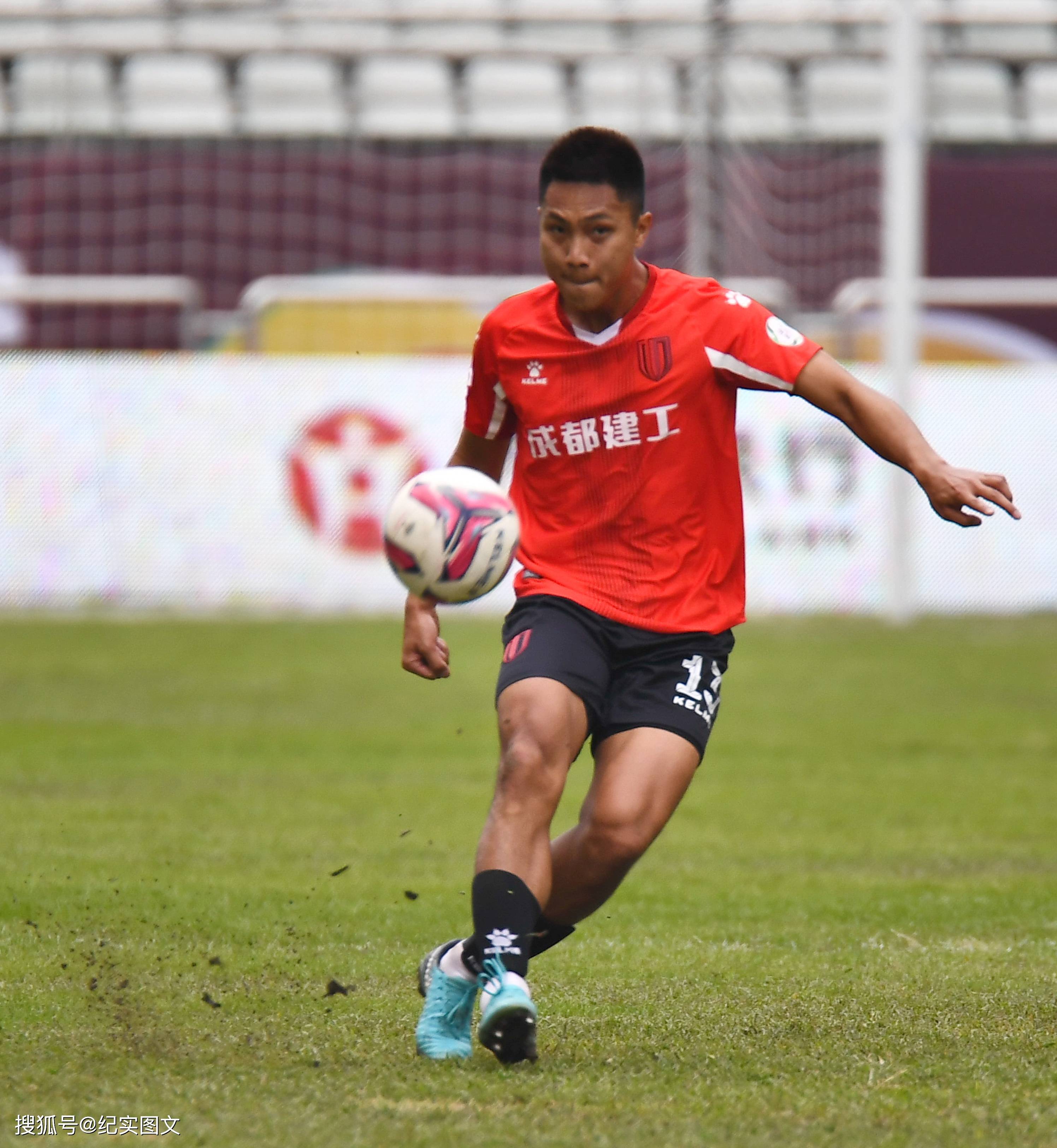 包含海口乐凯客场战胜成都蓉城,继续领跑中甲的词条 包含海口乐凯客场战胜成都蓉城,继续领跑中甲的词条