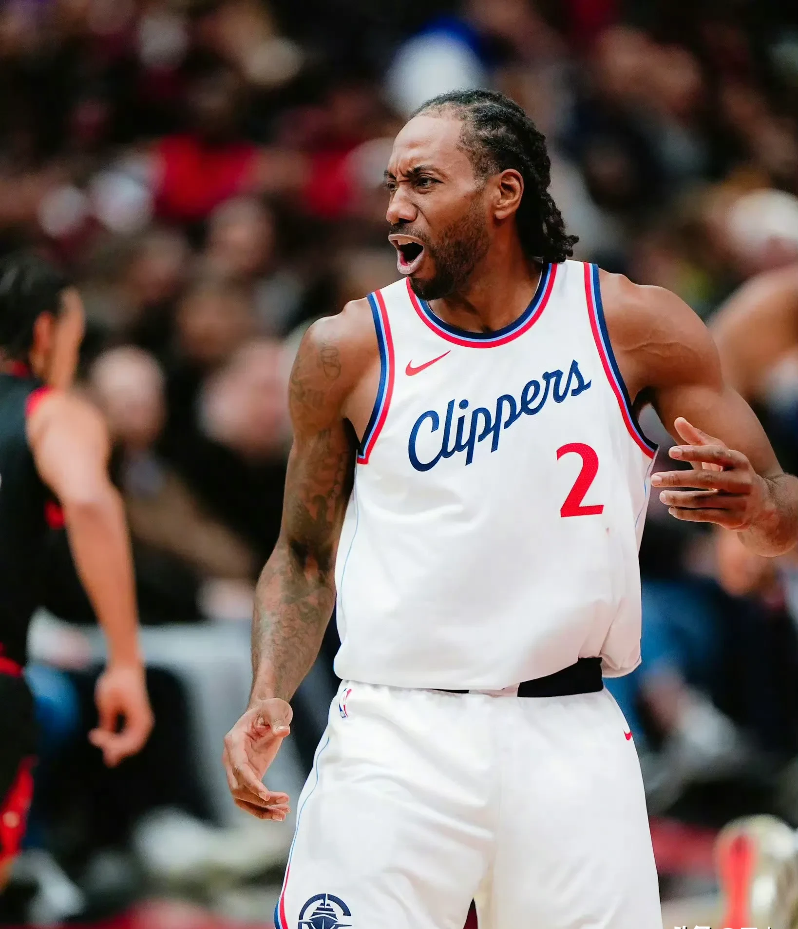 九游体育在线登录-快船大胜黄蜂，保持不败战绩