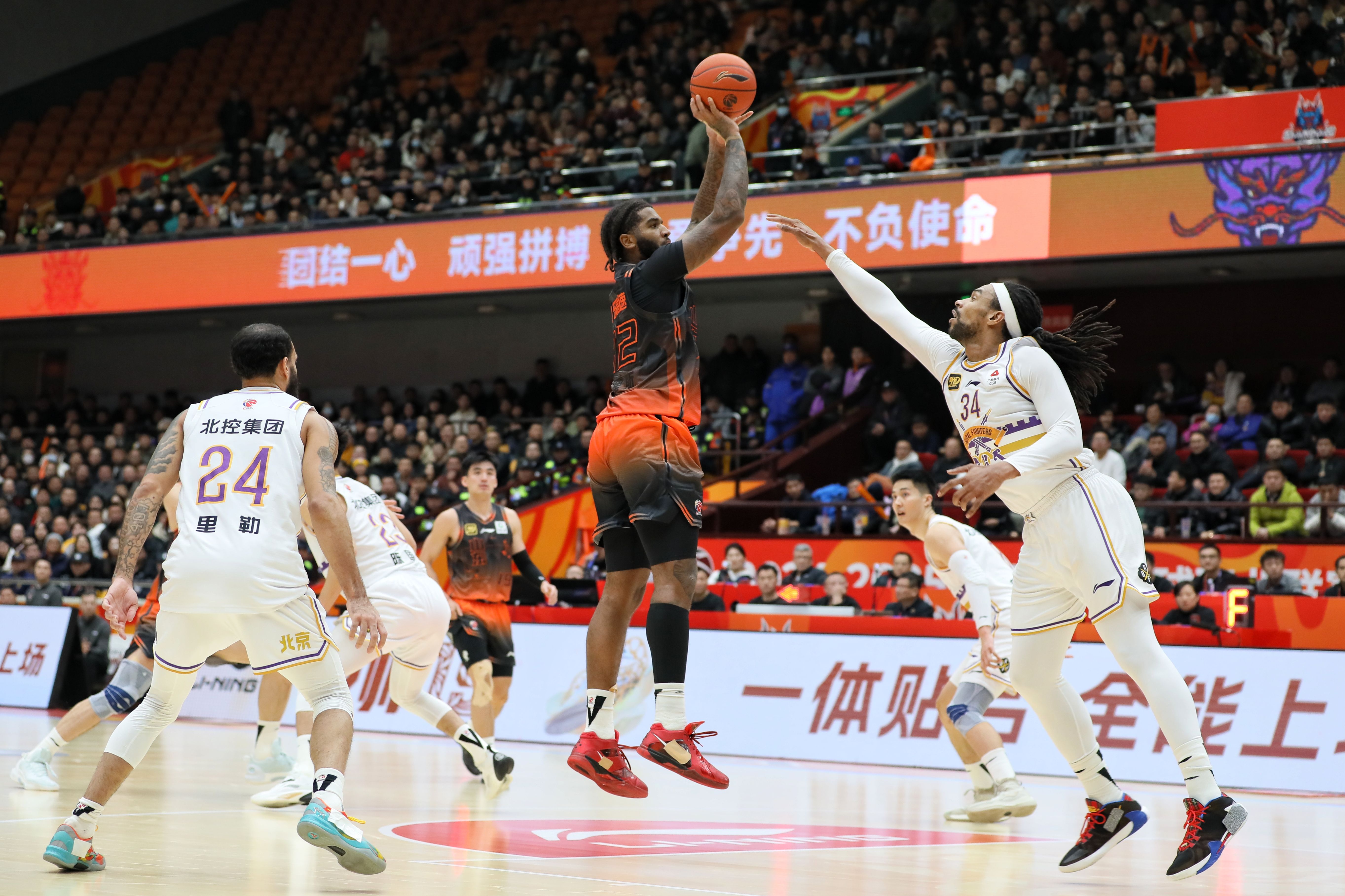 北京男篮惨败陕西队,遭遇两连败压力增大的简单介绍 北京男篮惨败陕西队,遭遇两连败压力增大的简单介绍