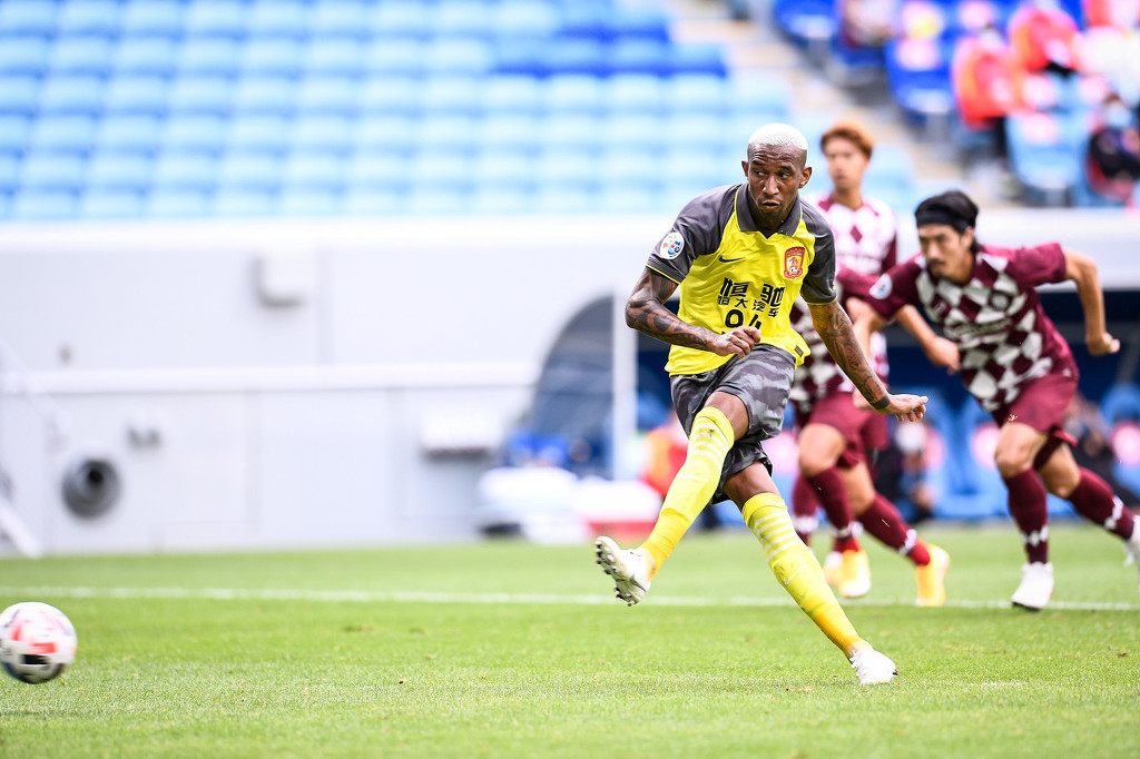 九游体育中国官网-防守如铁壁，球队成功守住胜利