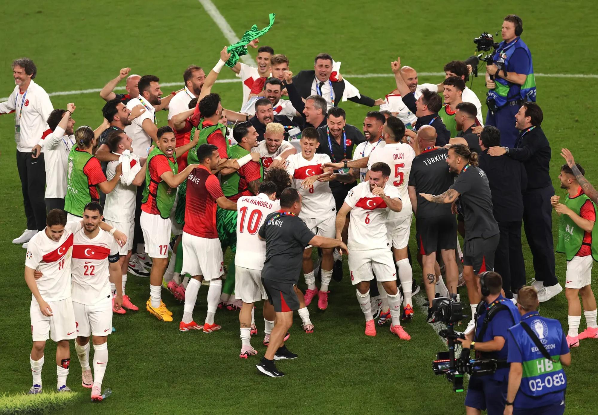 关于欧洲国家足球赛事精彩连连，顶尖球队实力擂台的信息